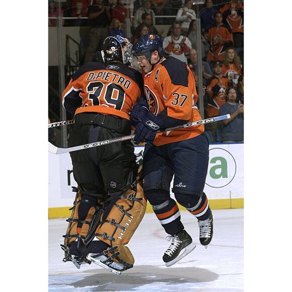 New York Islanders 2000s CCM orange Crush Alt 3rd jersey S NHL hockey vintage - Picture 7 of 9